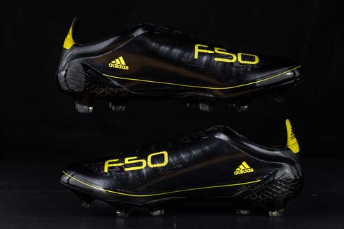 Fußballschuhe fotografieren,soccershoejunkie,Produktfotografie,Fußballlegenden Schuhe,Schuhfotografie,Sportartikel Fotografie,Werbefotografie