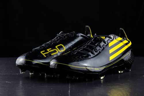 Fußballschuhe fotografieren,soccershoejunkie,Produktfotografie,Fußballlegenden Schuhe,Schuhfotografie,Sportartikel Fotografie,Werbefotografie