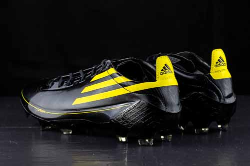 Fußballschuhe fotografieren,soccershoejunkie,Produktfotografie,Fußballlegenden Schuhe,Schuhfotografie,Sportartikel Fotografie,Werbefotografie