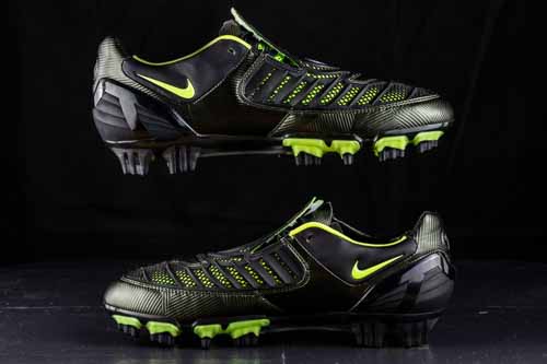 Fußballschuhe fotografieren,soccershoejunkie,Produktfotografie,Fußballlegenden Schuhe,Schuhfotografie,Sportartikel Fotografie,Werbefotografie