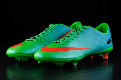 Fußballschuhe fotografieren,soccershoejunkie,Produktfotografie,Fußballlegenden Schuhe,Schuhfotografie,Sportartikel Fotografie,Werbefotografie