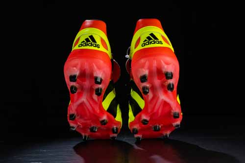 Fußballschuhe fotografieren,soccershoejunkie,Produktfotografie,Fußballlegenden Schuhe,Schuhfotografie,Sportartikel Fotografie,Werbefotografie
